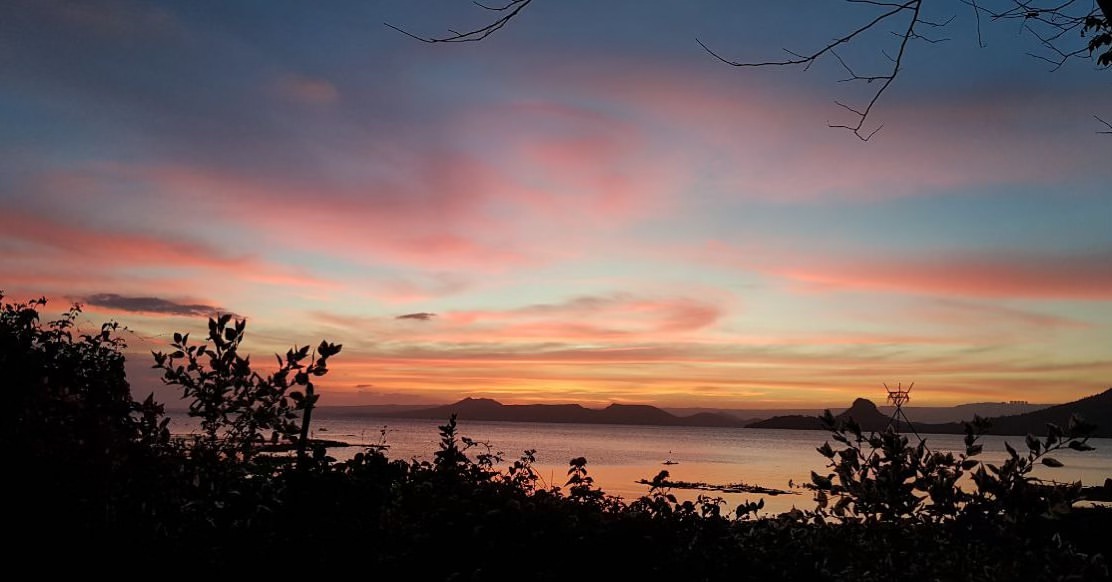 Pink sunset at Kapusod